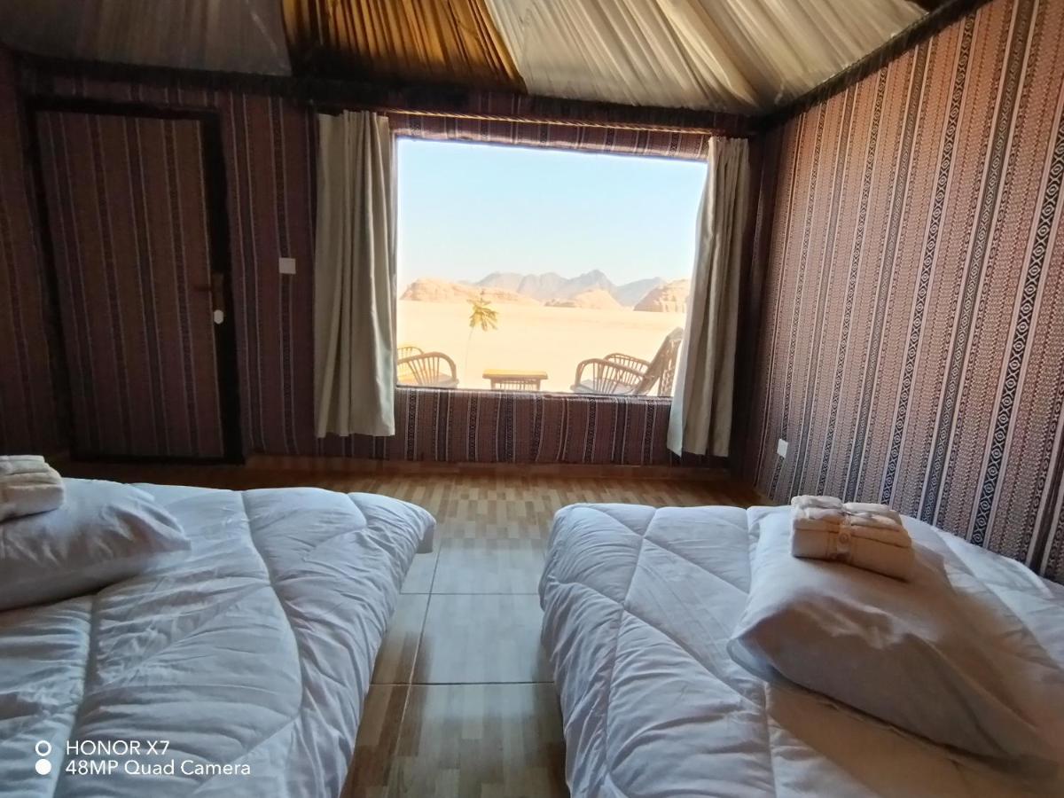 Caesar Desert Camp Wadi Rum Exteriör bild