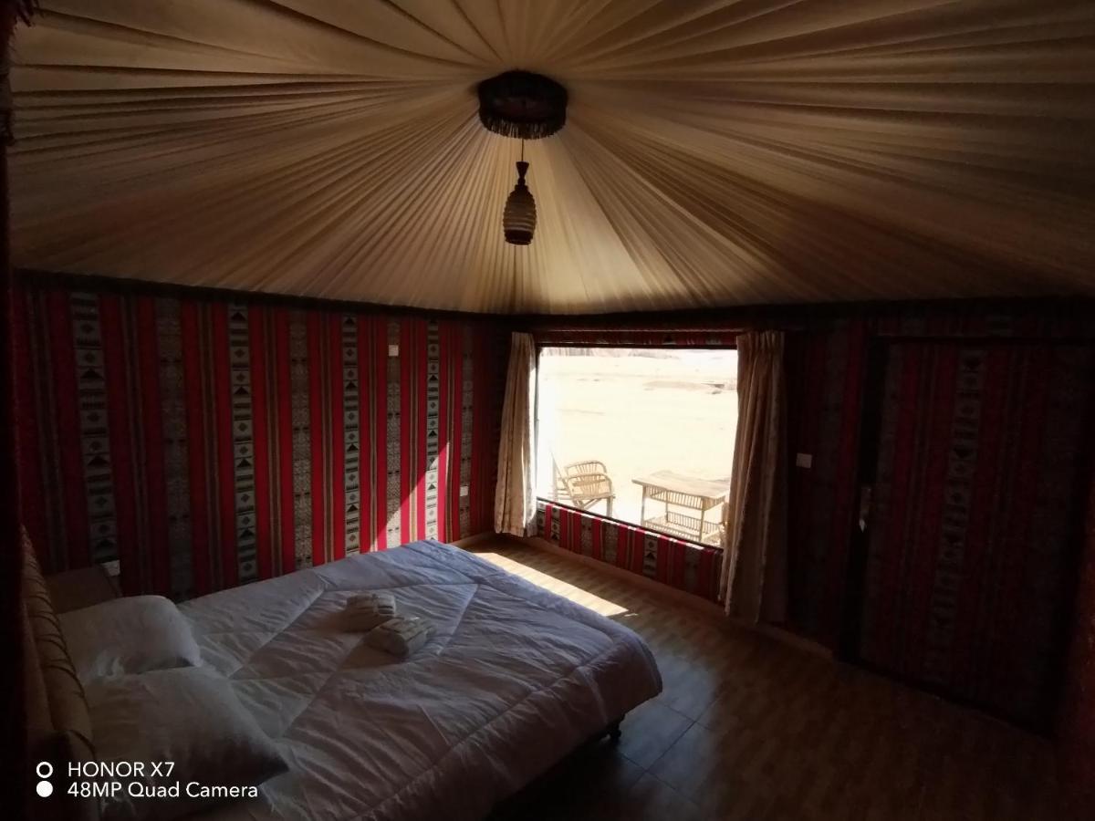 Caesar Desert Camp Wadi Rum Exteriör bild