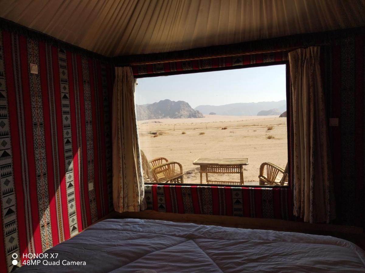 Caesar Desert Camp Wadi Rum Exteriör bild